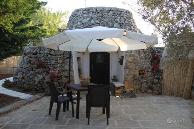 갈라토네 Trullo Salento B&B 외부 사진